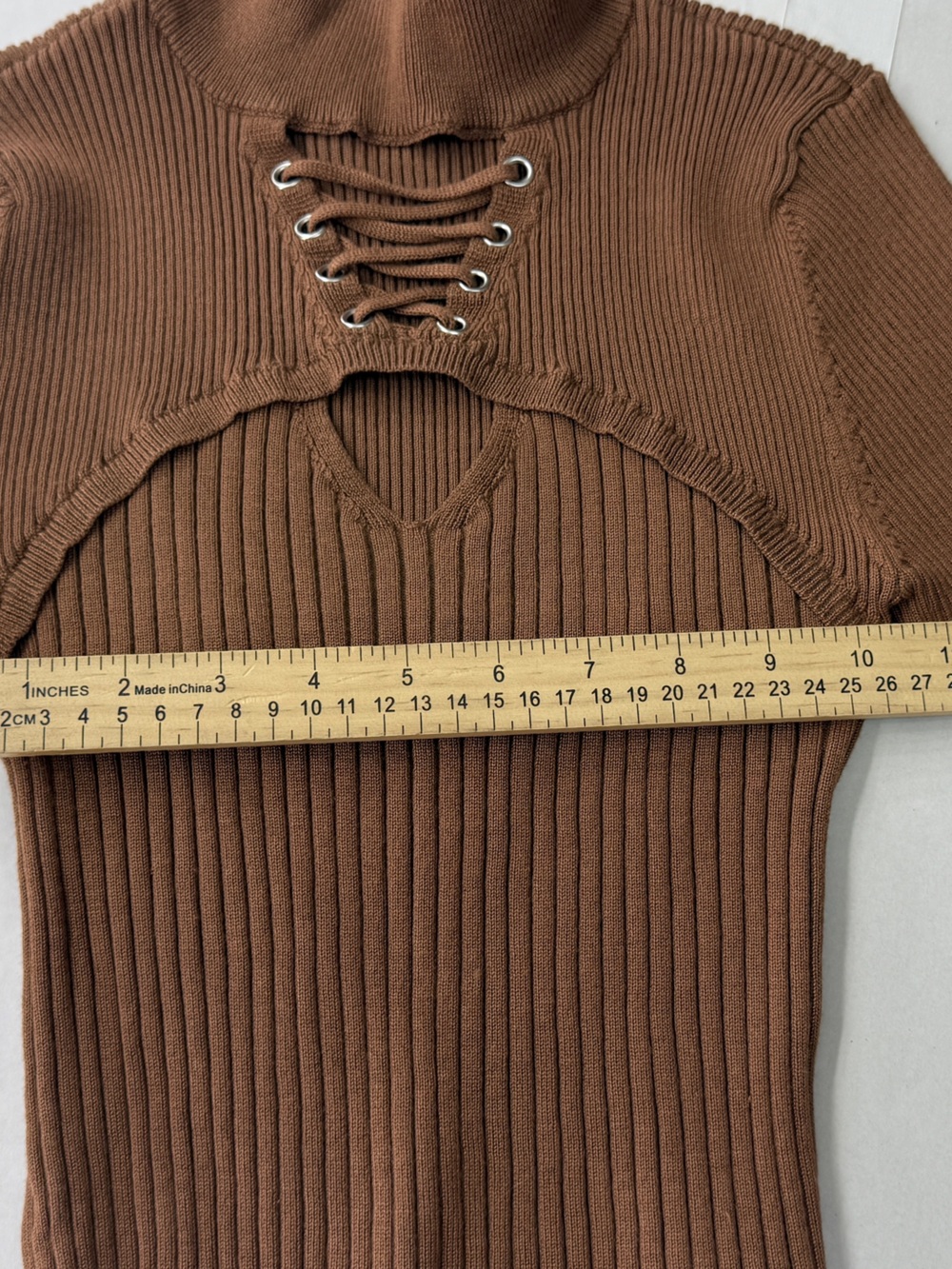 Brown mock neck short sleeve ribbed tie chest detail top v cut mocha blouse - Picture 3 of 6